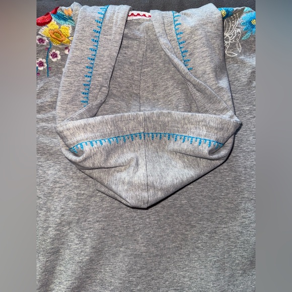 JWLA JOHNNY WAS Light Heather Gray Embroidered Floral Sleeve Zip Up Hoodie Small - Picture 10 of 12